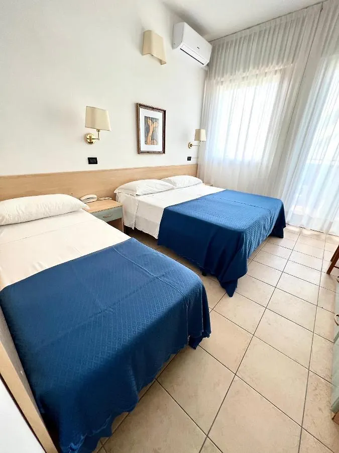 ***  Hotel B&B Montecarlo Milano Marittima Italië