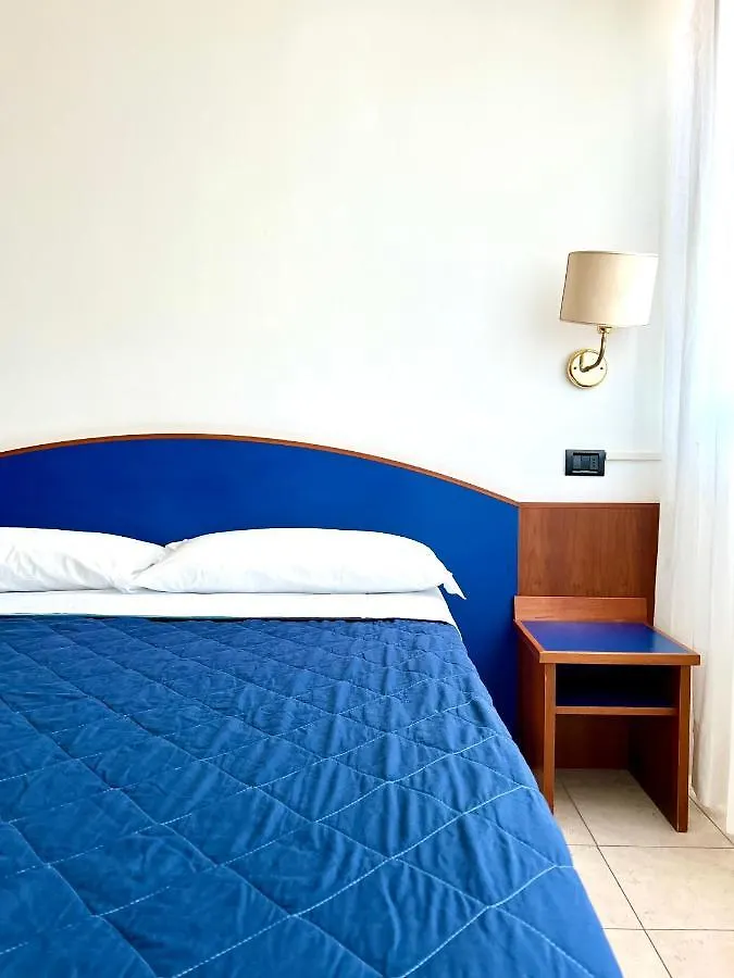 ***  Hotel B&B Montecarlo Milano Marittima Italie