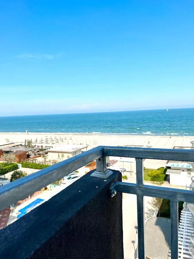 Hotel B&B Montecarlo Milano Marittima 3*,