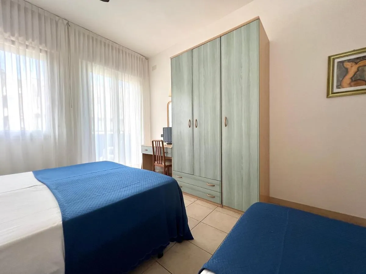 Hotel B&B Montecarlo Milano Marittima