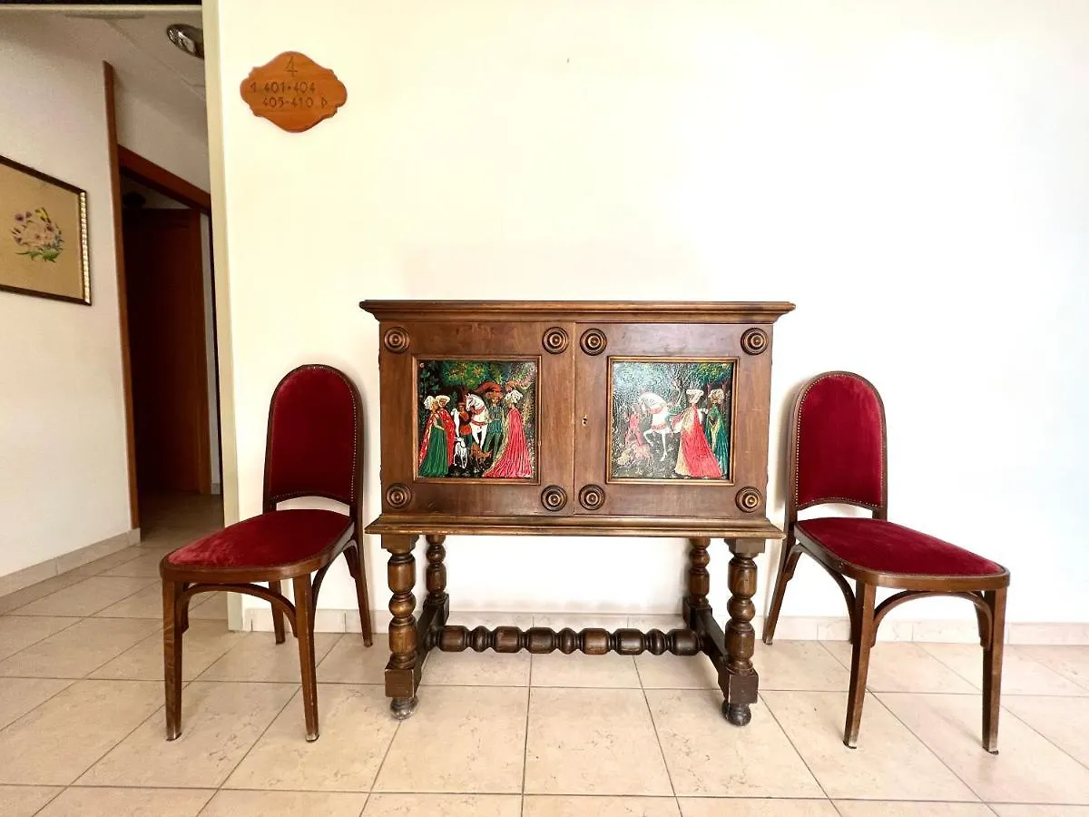 Hotel B&B Montecarlo Milano Marittima 3*,  Italy